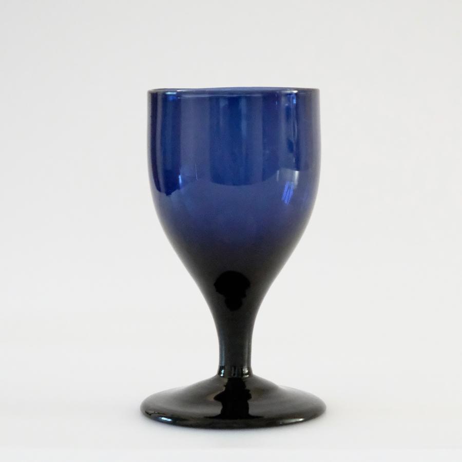 Blue wine glass C1790