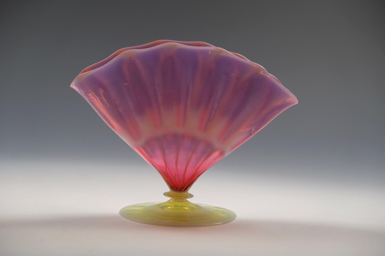 Rare ruby opal fan vase Whitefriars C1890