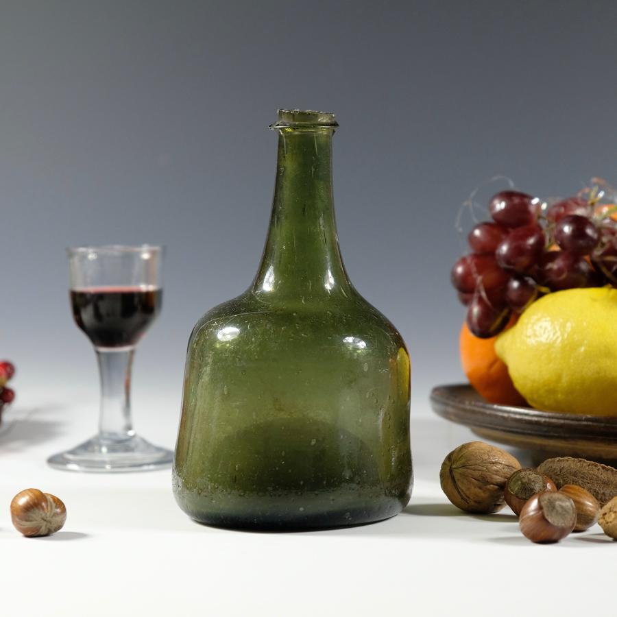 Small mallet wine bottle English C1730
